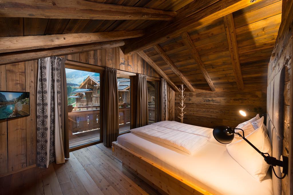 Chaletdorf Auszeit Hüttschlag Oda fotoğraf